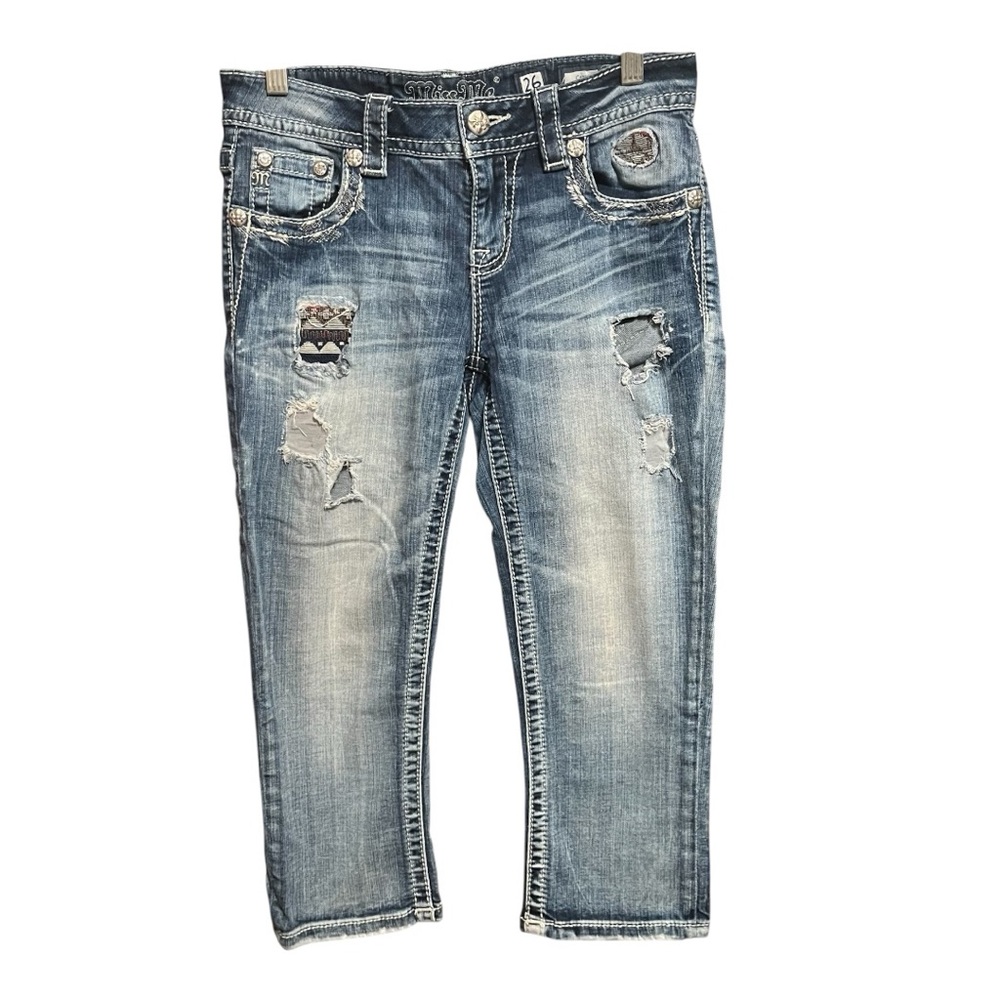 Miss Me Blue Relaxed Fit Capri Vintage Distressed Jeans 26